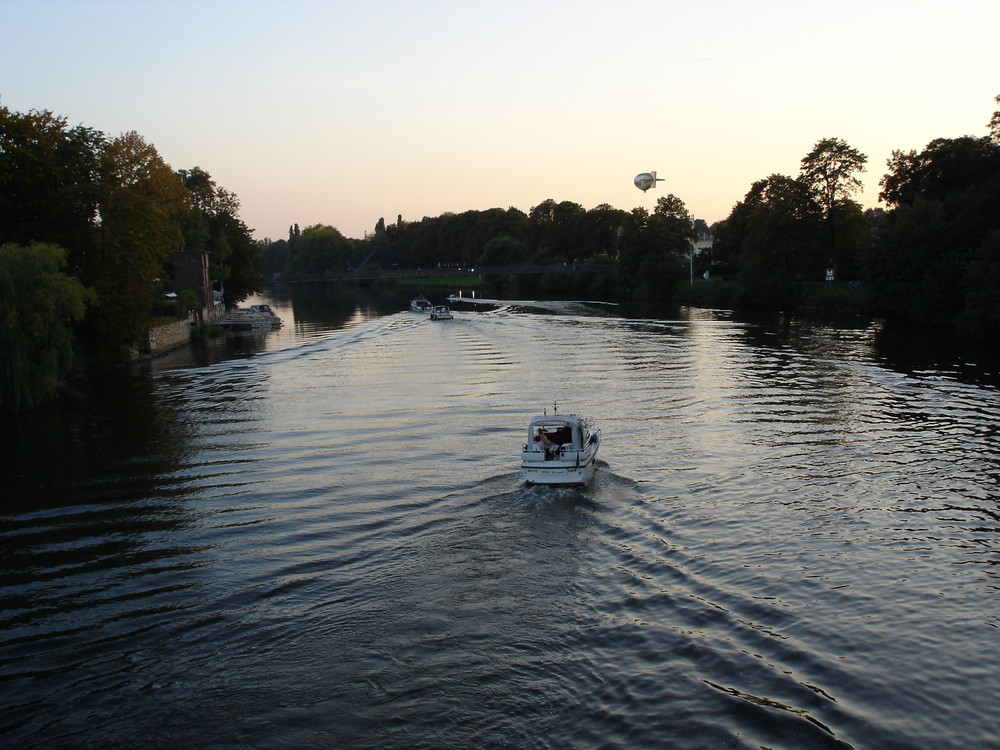 Abendverkehr an der Fulda