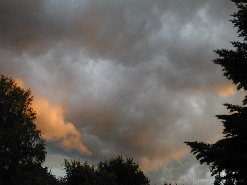 Abendwolken am Berliner Himmel