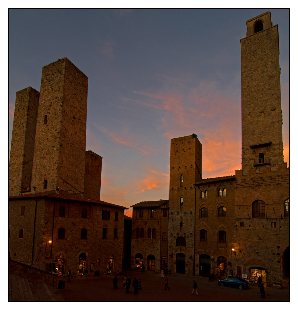 Abenstimmung in St Gimignano