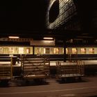 Abfahrbereiter Zug im HBF Frankfurt