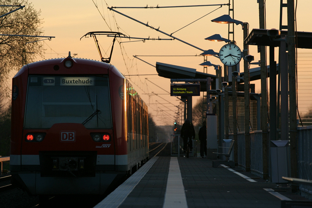 Abfahrt in den Sonnenuntergang