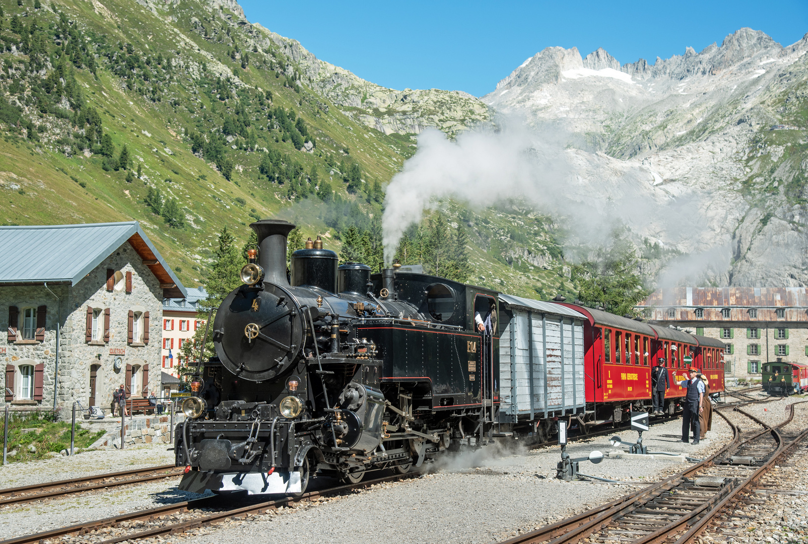 Abfahrt in Gletsch