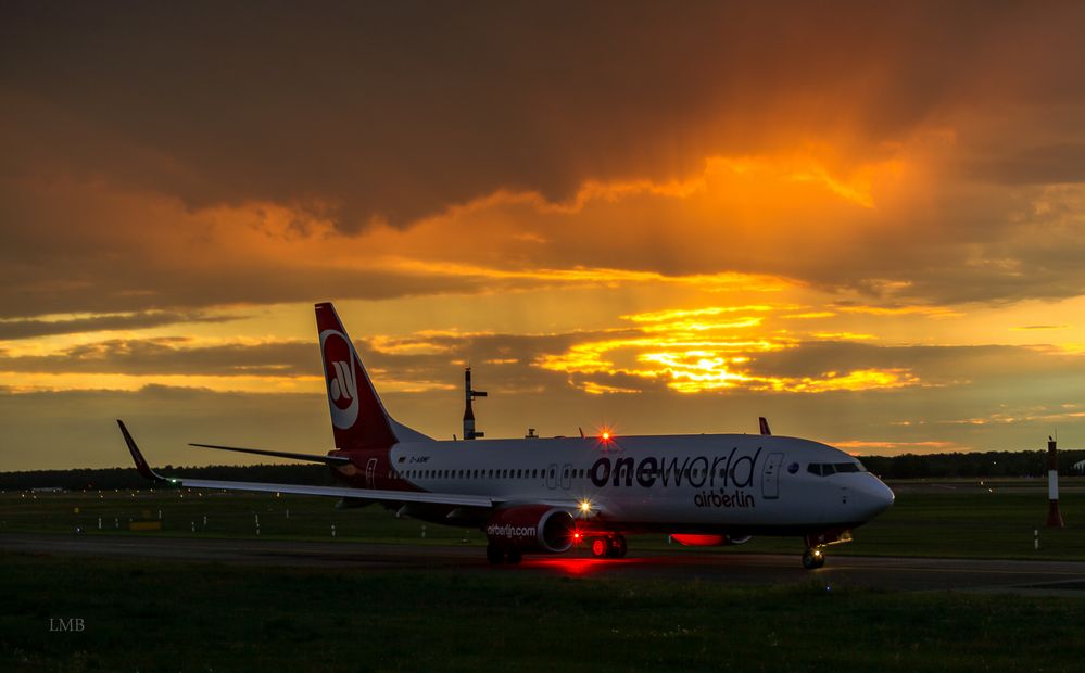 Abflug bei Sonnenuntergang