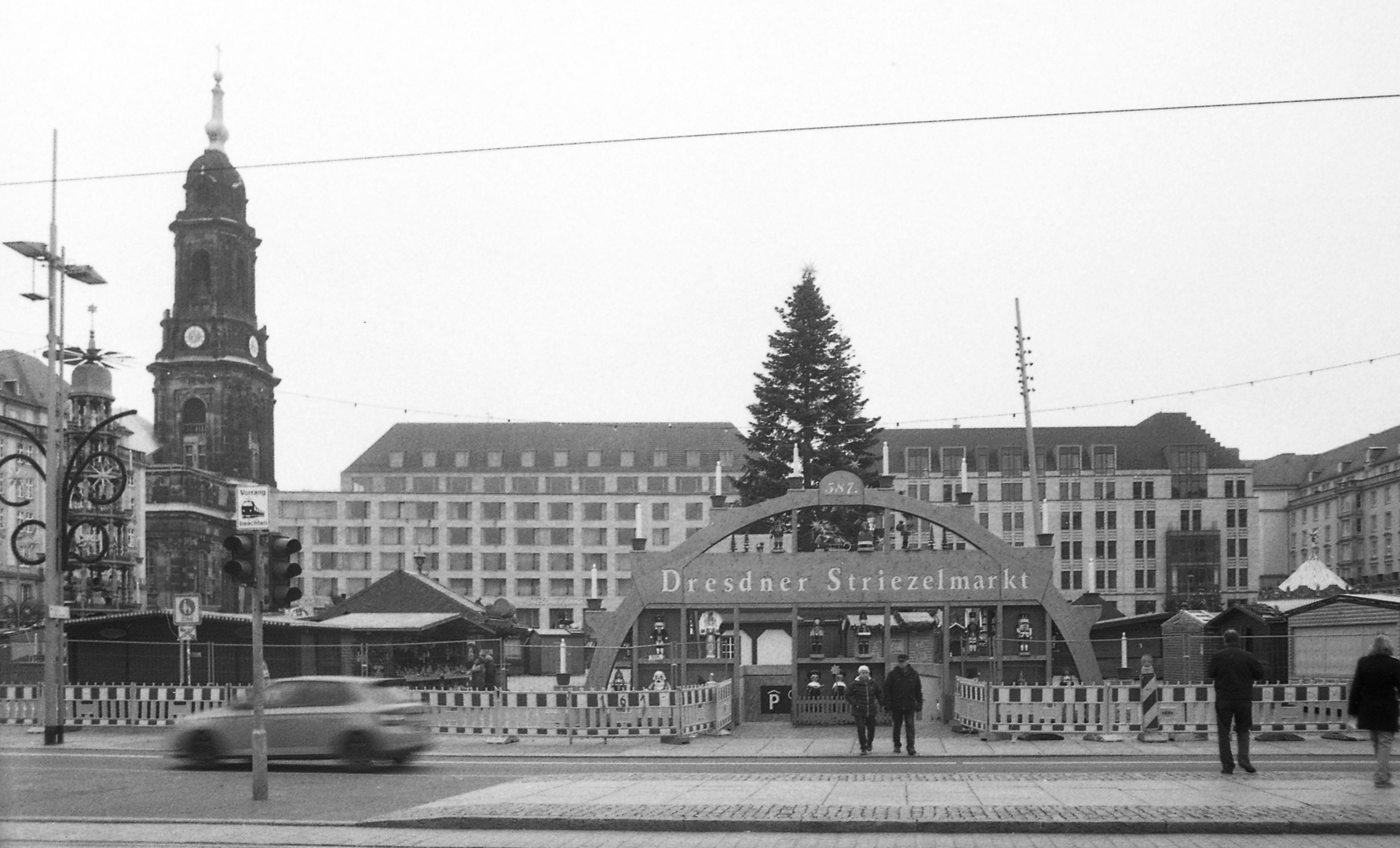 Abgesang auf den "587. Dresdner Striezelmarkt"