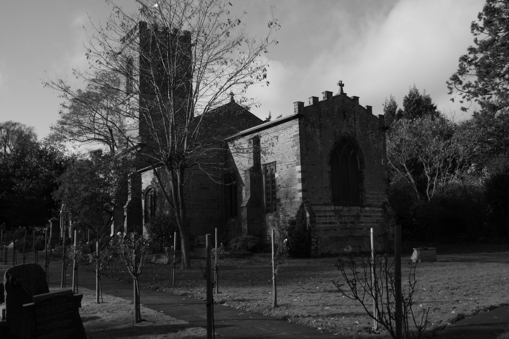 ABINGTON PARK CHURCH YARD