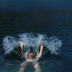 Abkühlung bei 37 Grad Aussentemp. in kühles Gletscherwasser