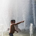 Abkühlung im Brunnen