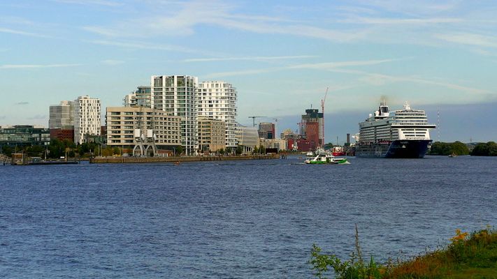 Ablegen "Mein Schiff 1"