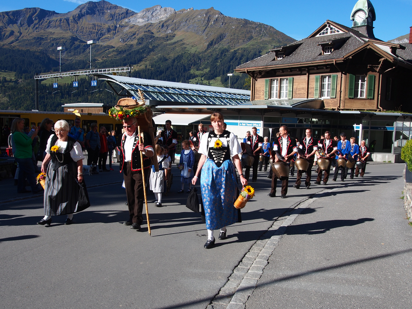 Abmarsch der Treichelgruppe