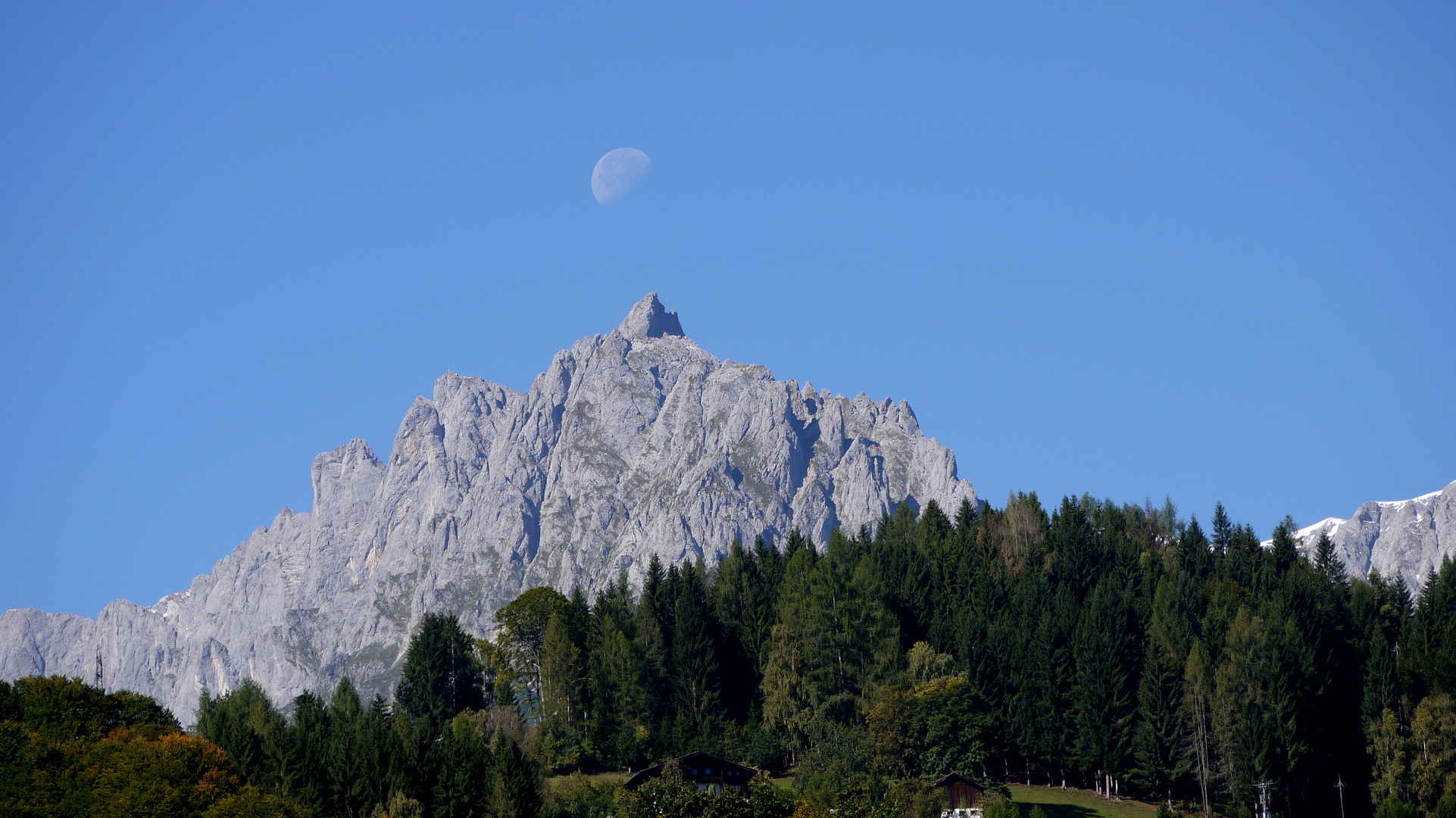 Abnehmender Mond beim Westl.Vierrinnenkopf,Mandlwänd