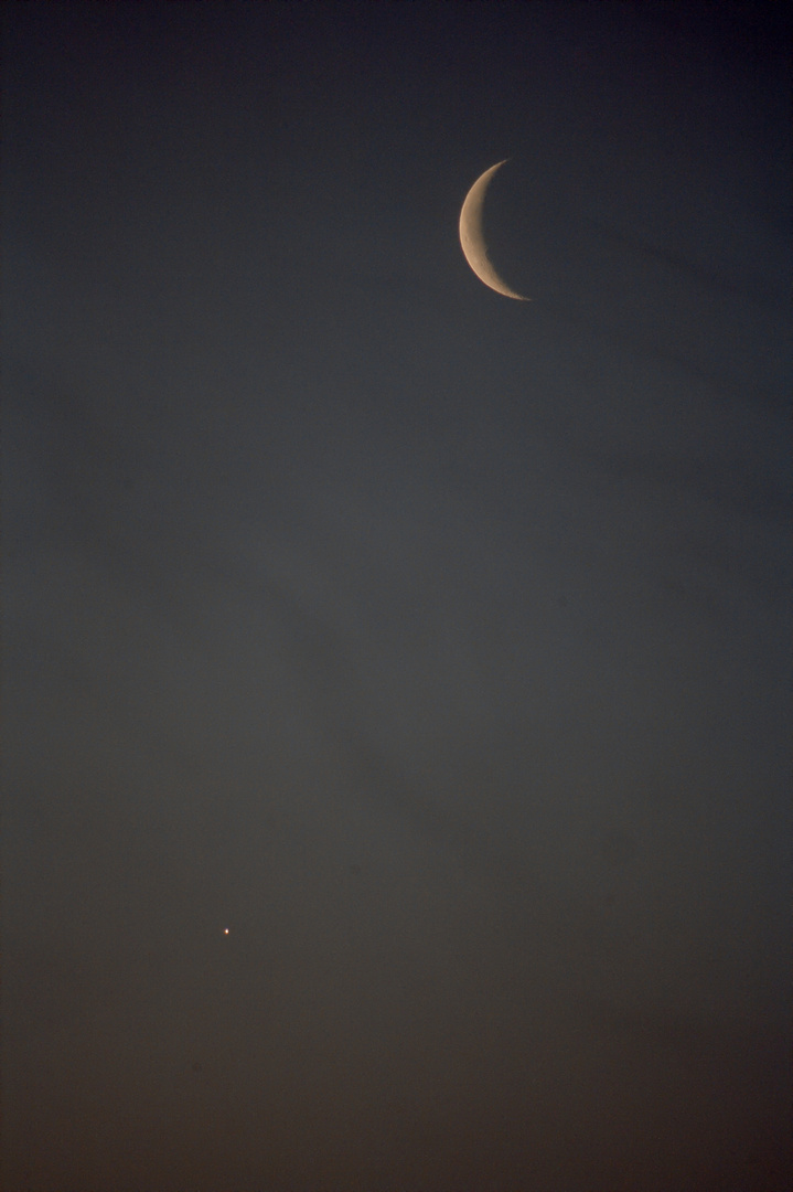 Abnehmender Mond und Venus