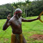 Aborigines mit Bumerang 2