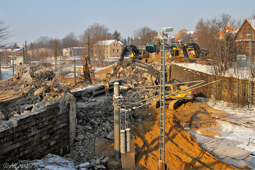 Abriss der Bahnbrücke Greizer Straße