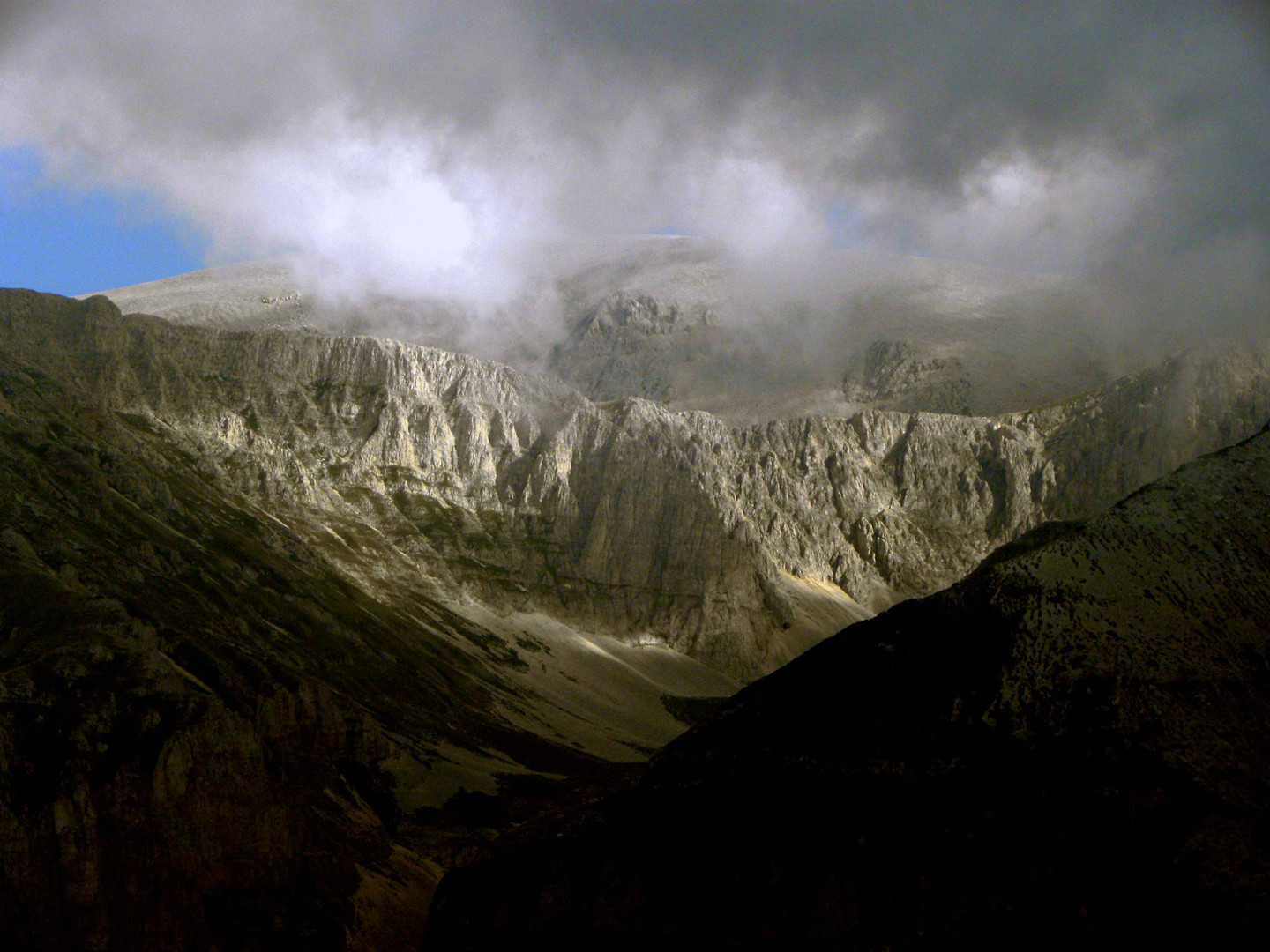 ABRUZZO - PARCO NAZIONALE DELLA MAJELLA - ANFITEATRO DELLE MURELLE