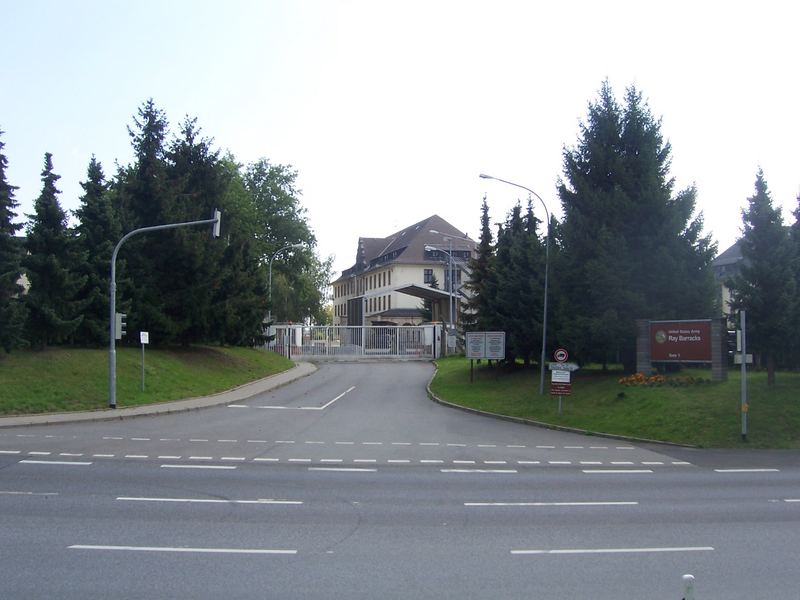 Abschied der US.Militärs in Deutschland - Maingate at Friedberg Ray Barracks