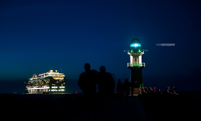 ABSCHIED v WARNEMÜNDE