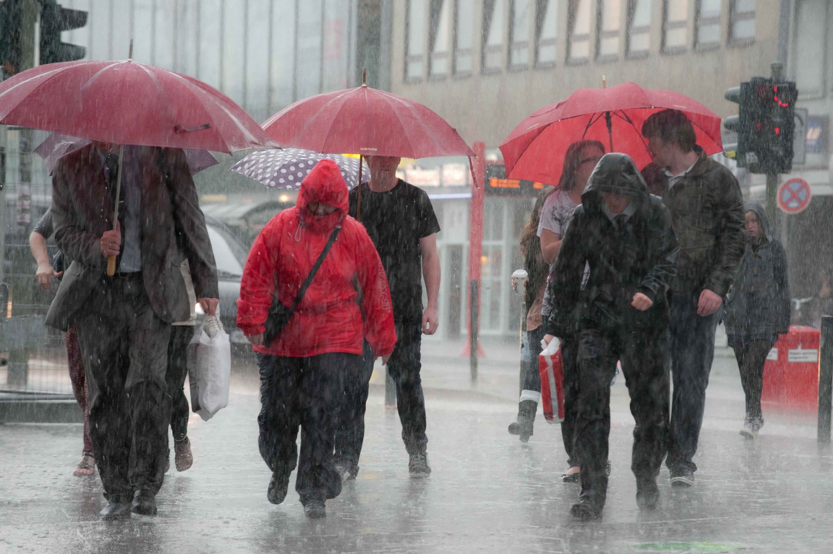 Abschied vom Sommer, Regen und Sturm in der City