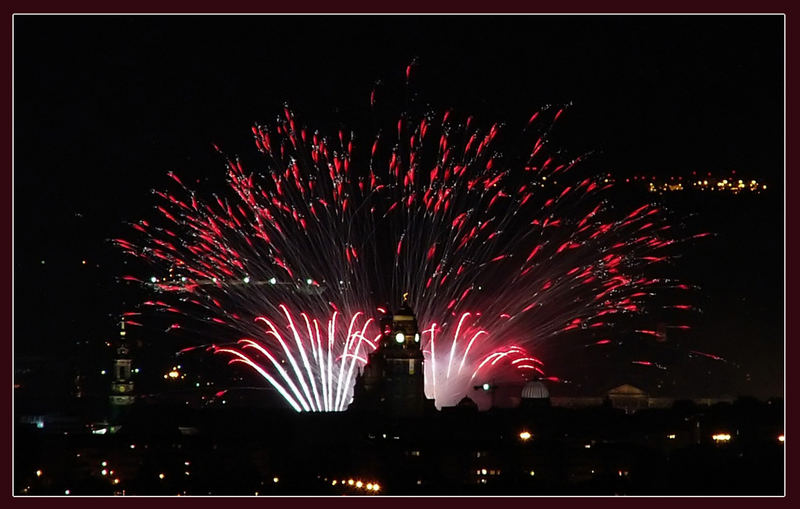 Abschlussfeuerwerk "800 Jahre Dresden"