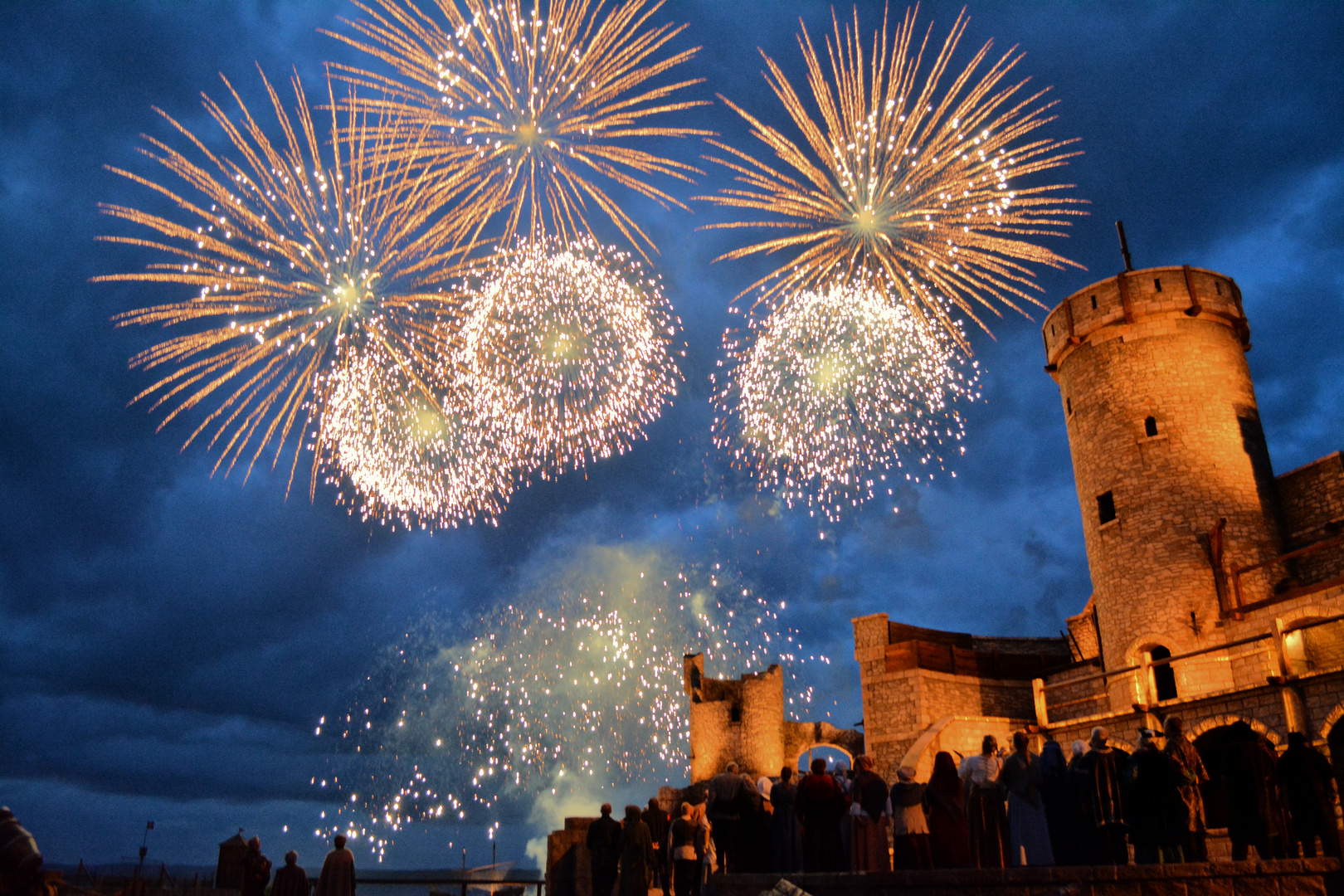 Abschlussfeuerwerk der Störtebeker-Festspiele