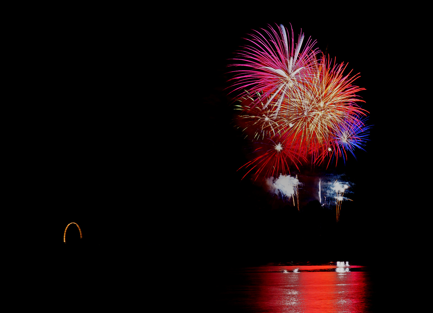 Abschlußfeuerwerk Gäubodenvolksfest Straubing 2013 Teil 12