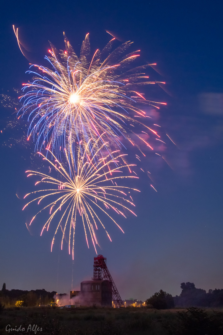 Abschlussfeuerwerk I