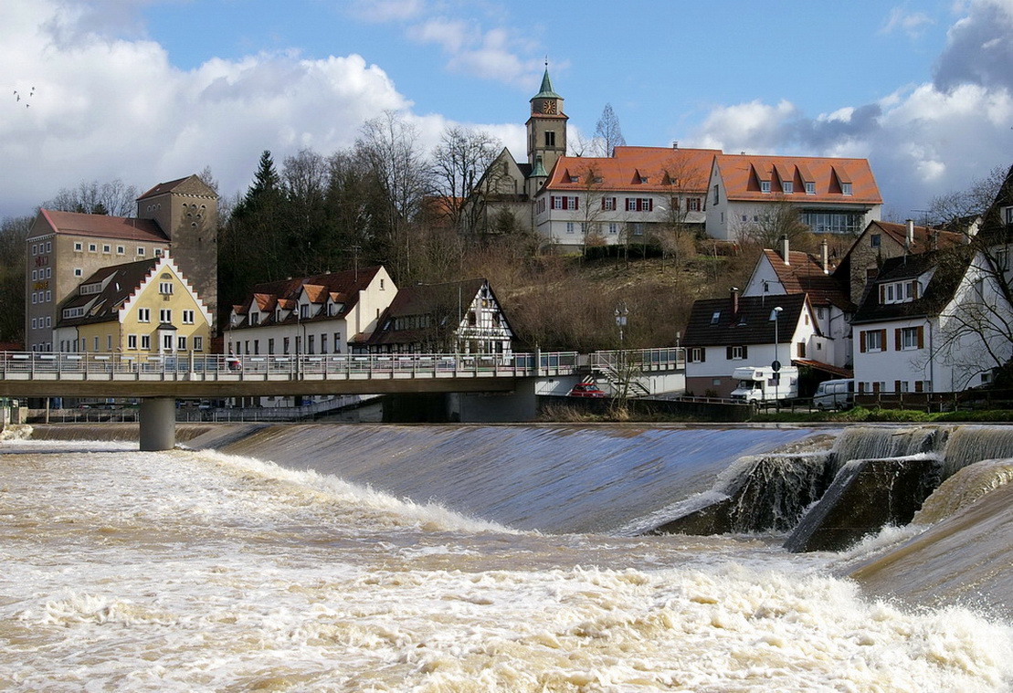 abschwellendes Hochwasser