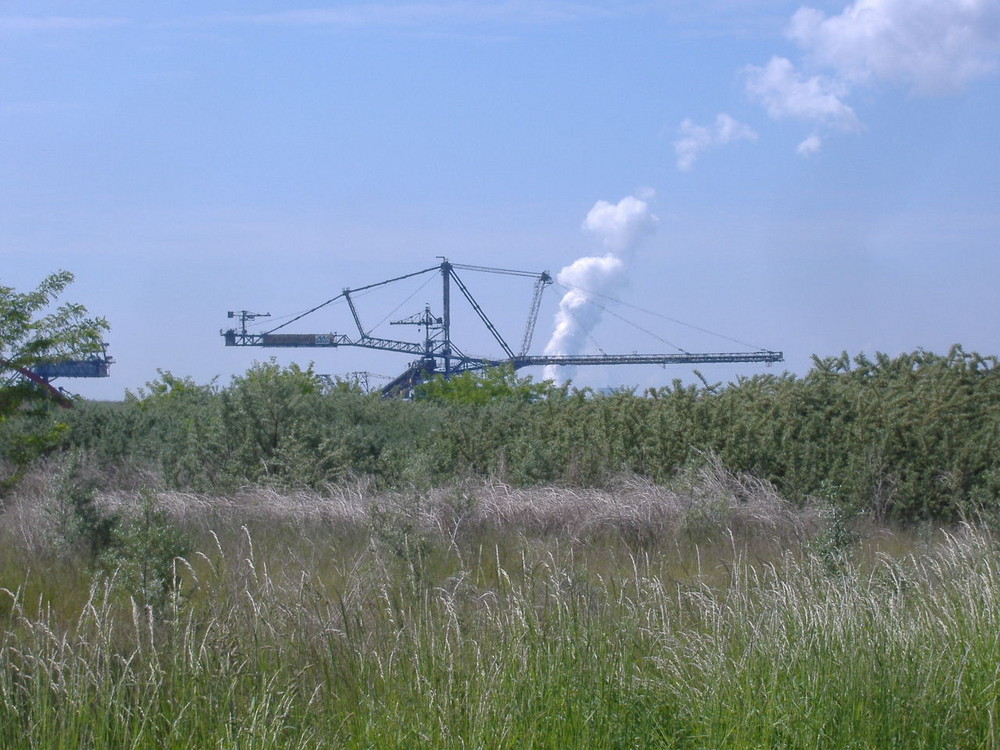 Absetzter der Vorschnittbandanlage (keine Kohlebagger) im ehem. Tagebau Störmthal bei Leipzig