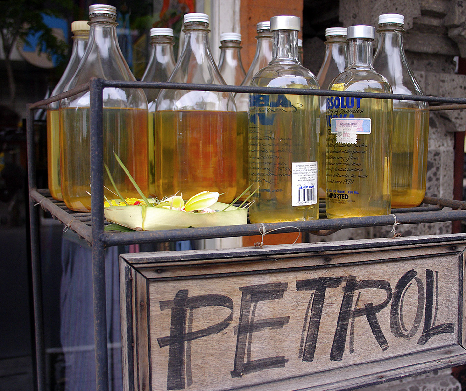 Absolut petrol...