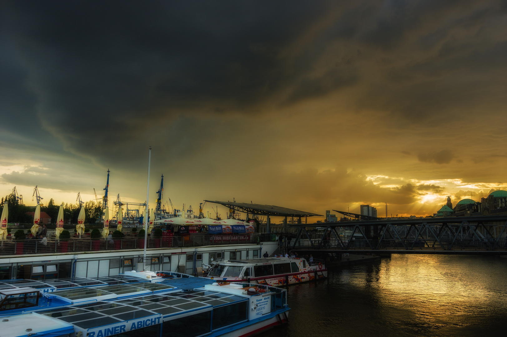 .....Abstecher Hamburg landungsbrücken....