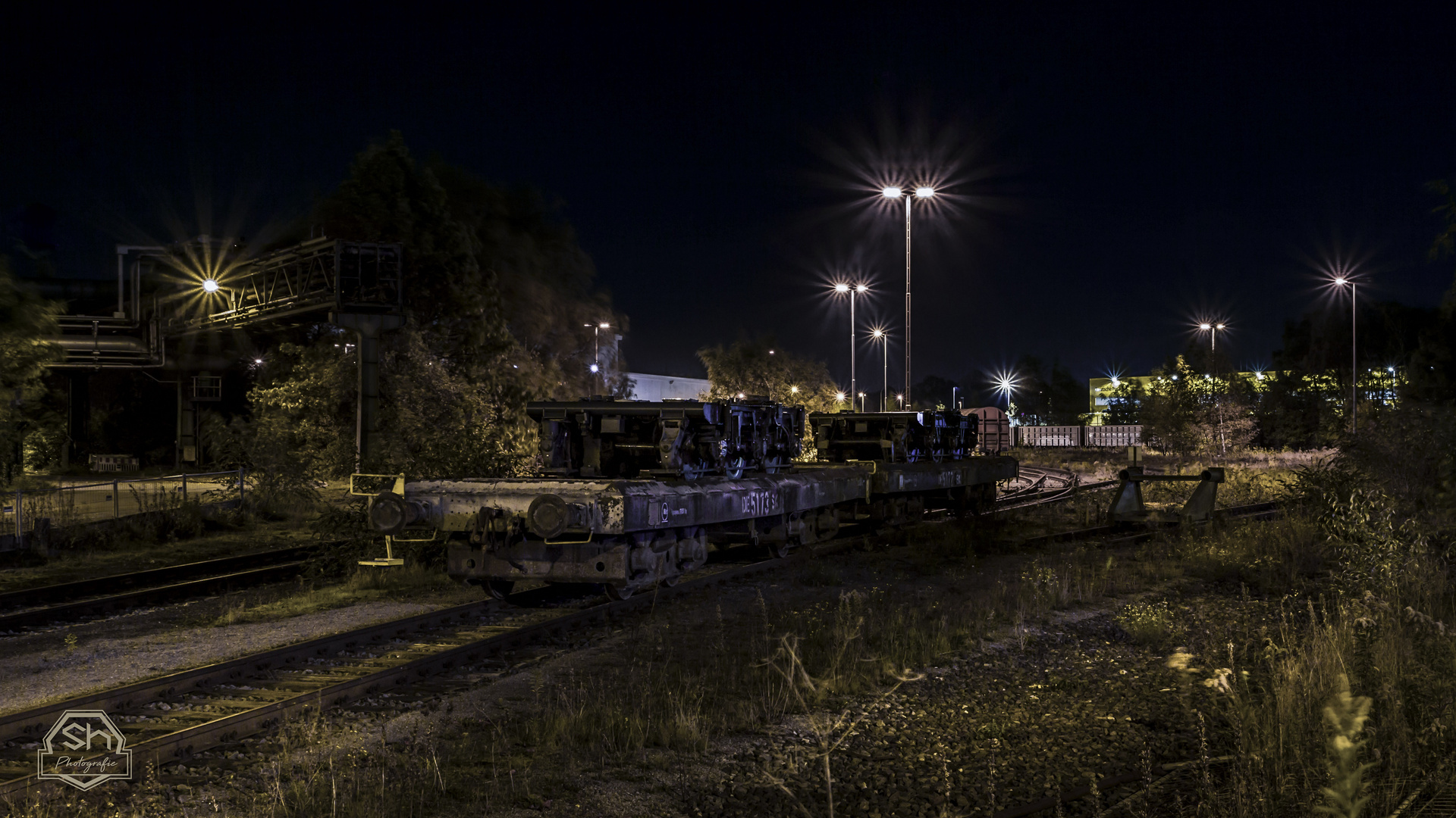 Abstellgleis bei Nacht Foto & Bild | industrie und technik, industrie