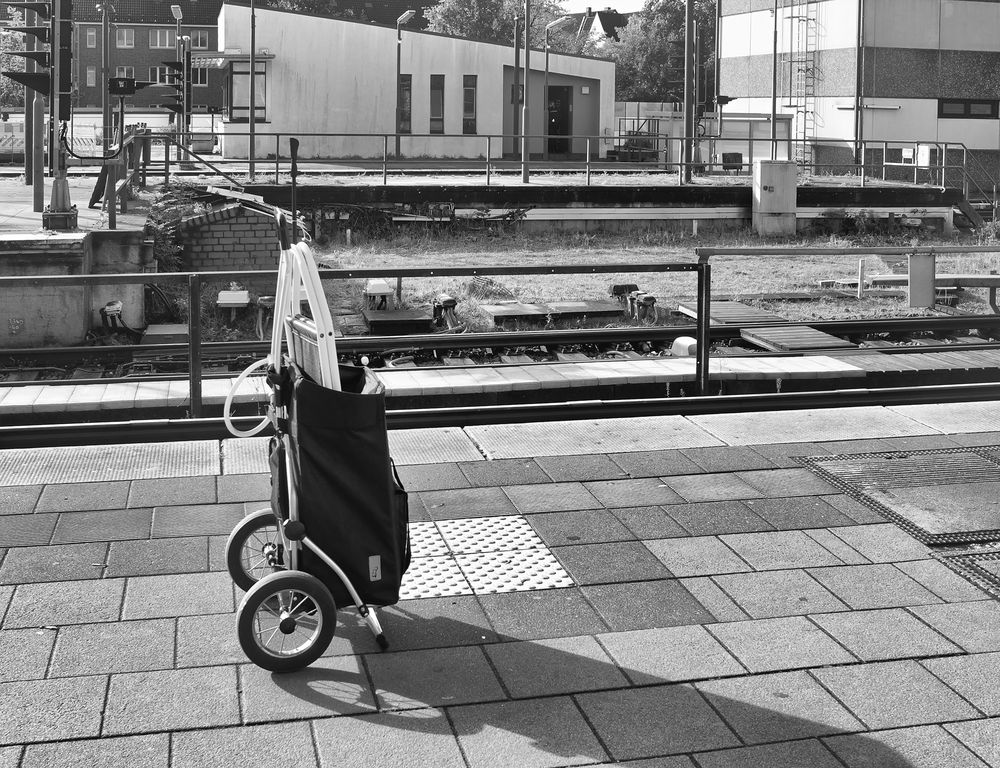 Abstellgleis Foto & Bild | monochrom, bearbeitungs - techniken, s-bahn