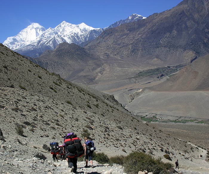 Abstieg ins Kali Gandaki Tal