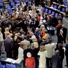 … abstimmung zur gesundheitsreform im deutschen bundestag …