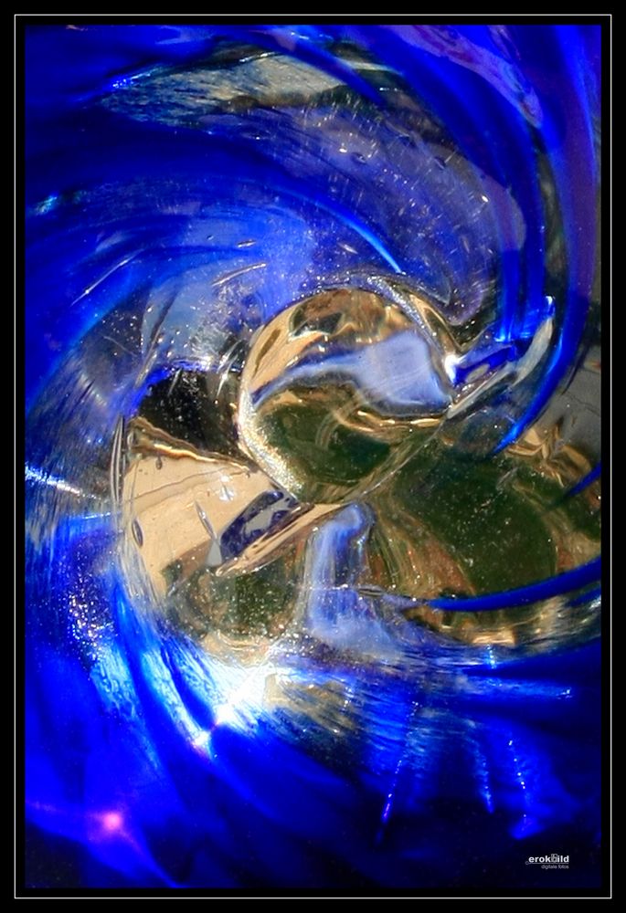 abstract_blau1