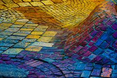 abstraktbuntes auf und ab...