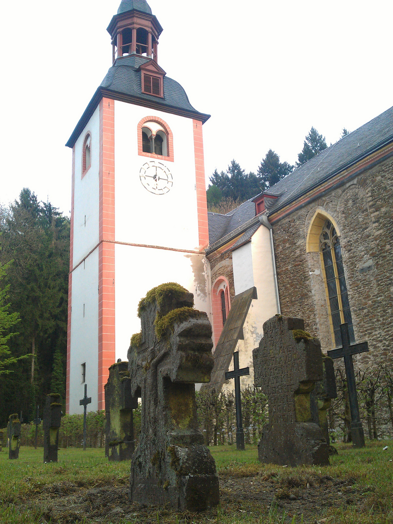 Abtei - Grabkreuze