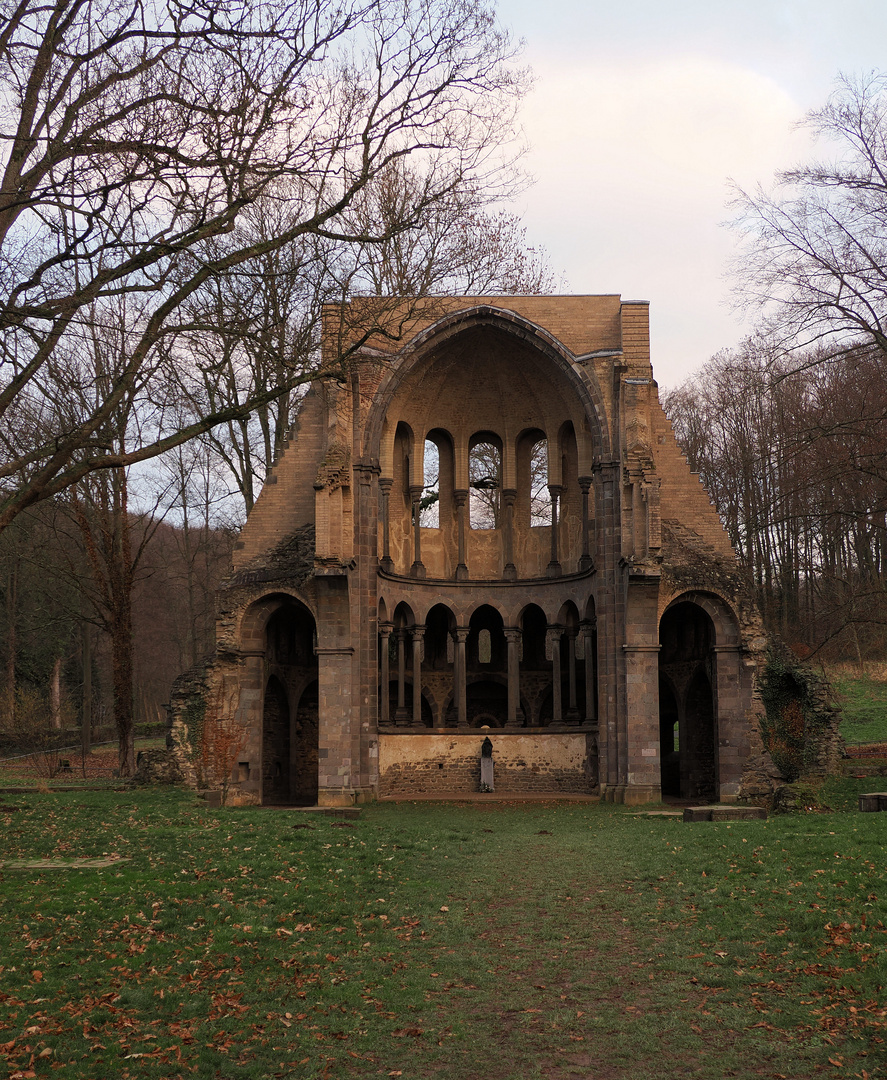 Abtei Ruine Heisterbach ….