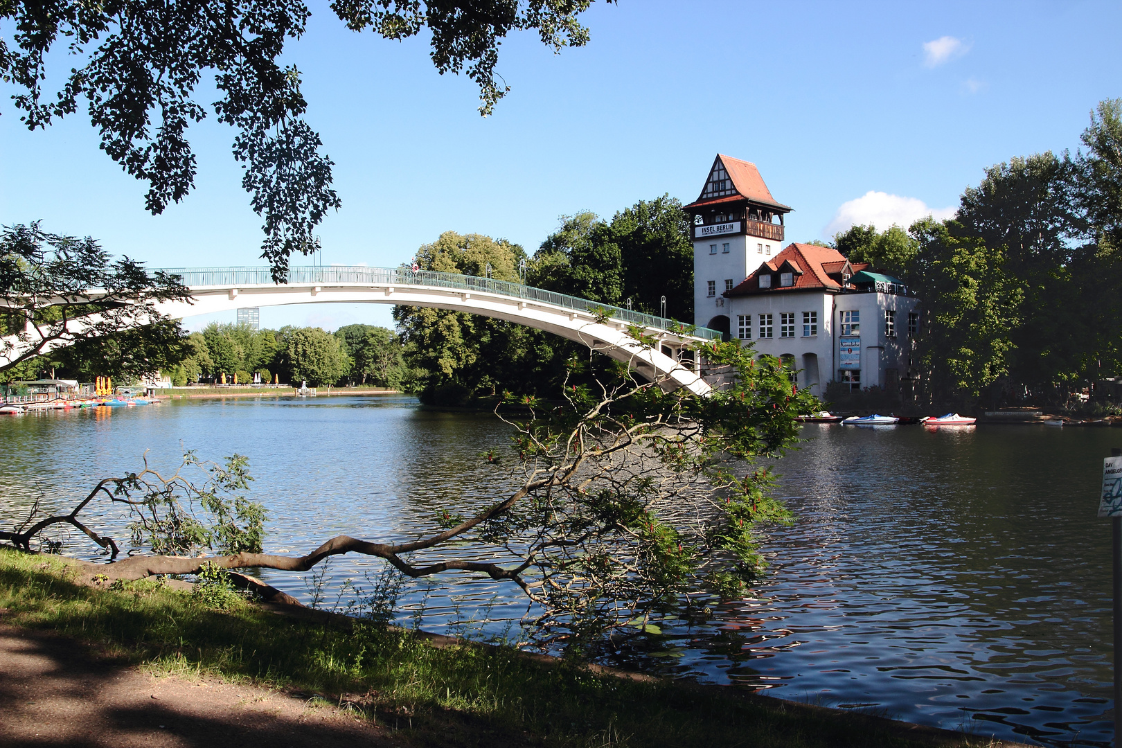 Abteibrücke über die Spree