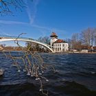 Abteibrücke und Winterreste