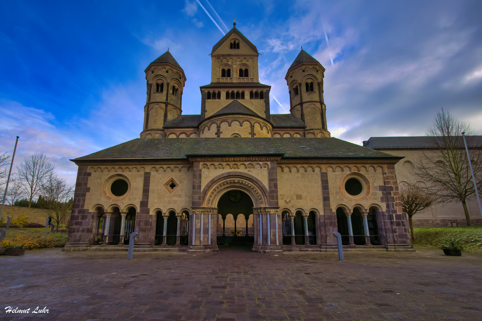 Abteikirche . . .