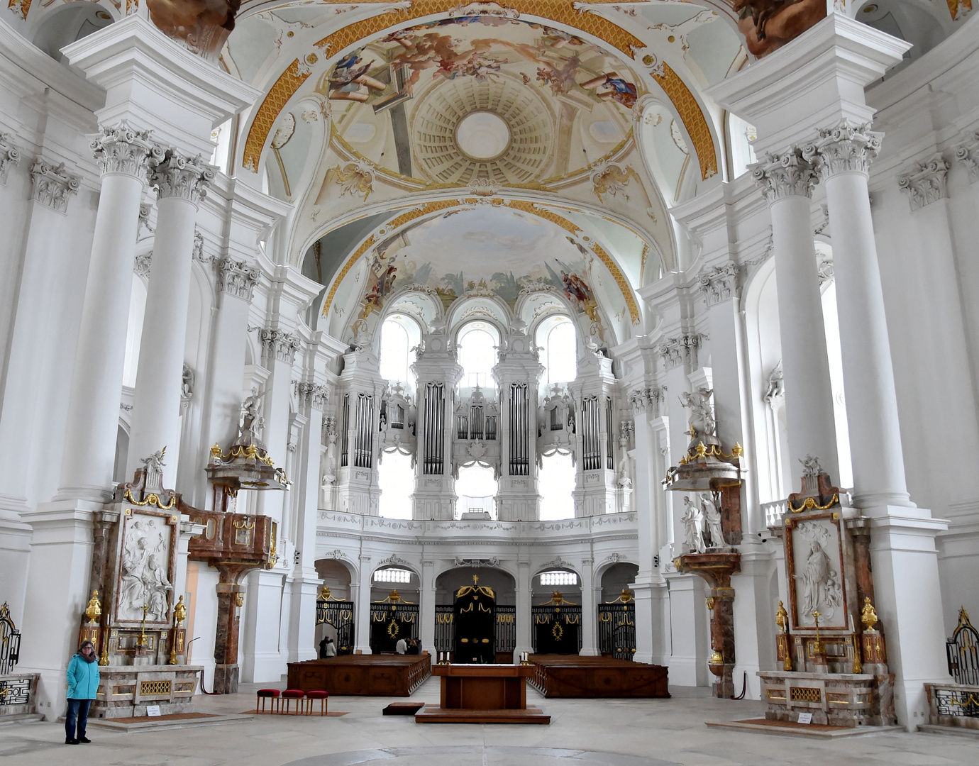 Abteikirche Neresheim Blick zur Orgel