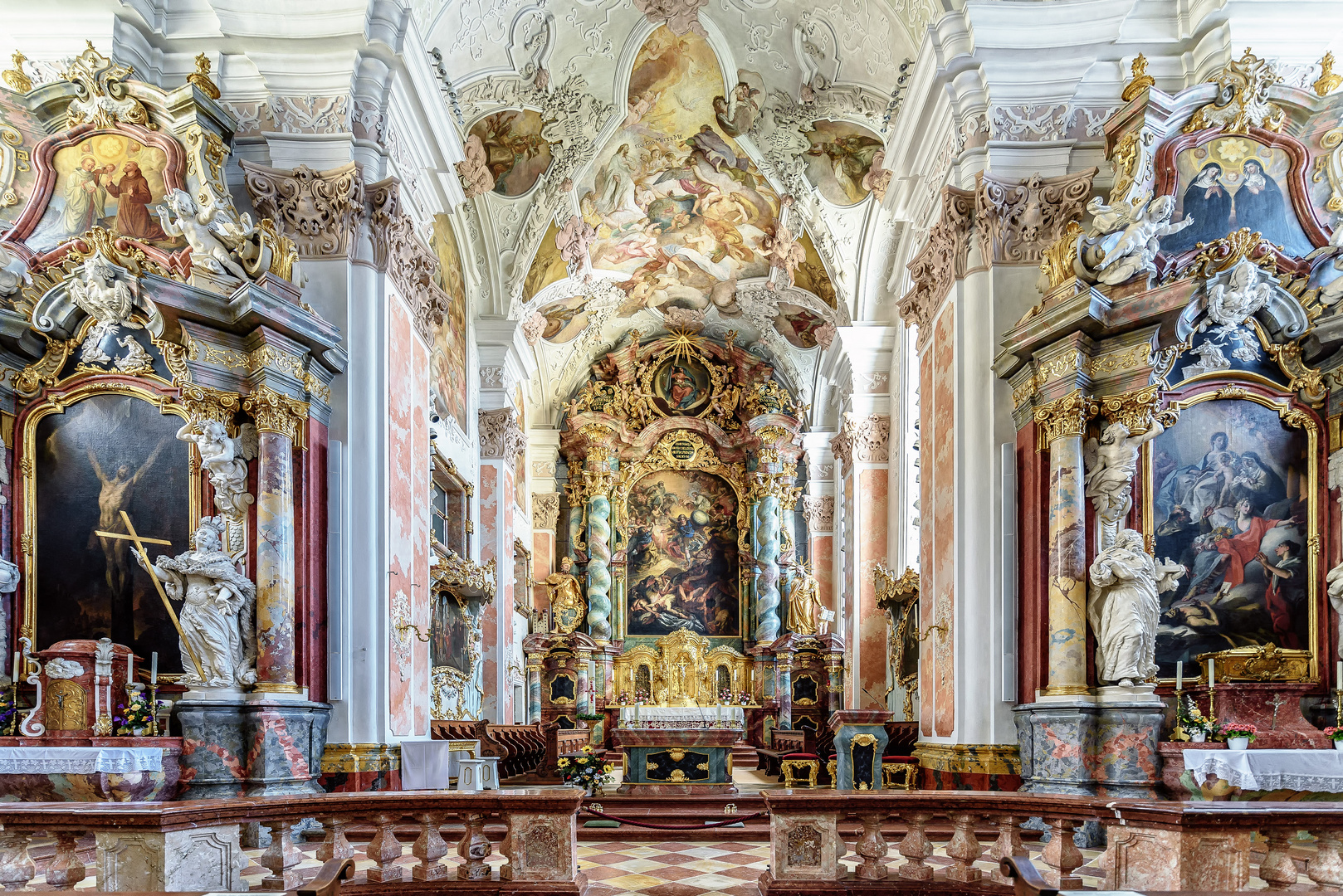 Abteikirche St. Michael - Altarraum, Benediktinerkloster Metten, Bayern 