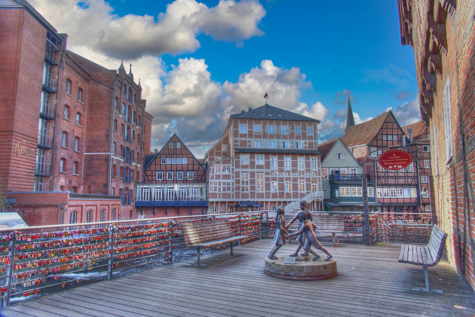 Abtsmühle mit Stintmarkt Lüneburg