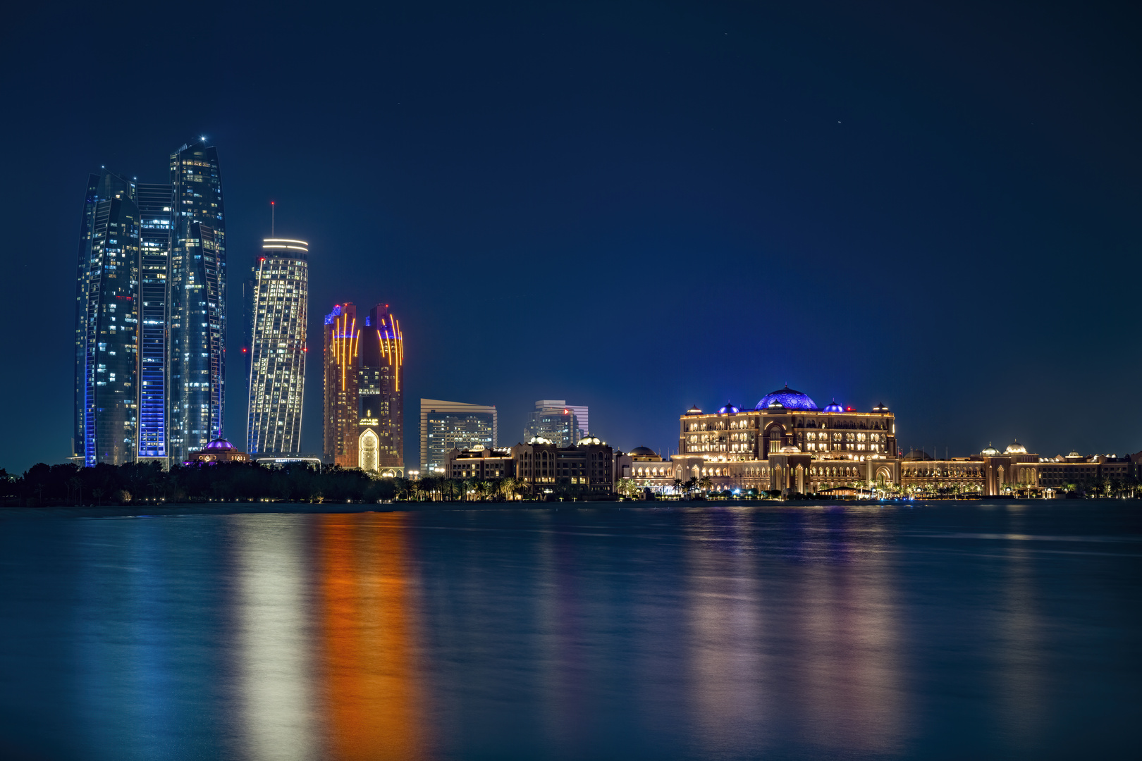 Abu Dhabi Corniche Road