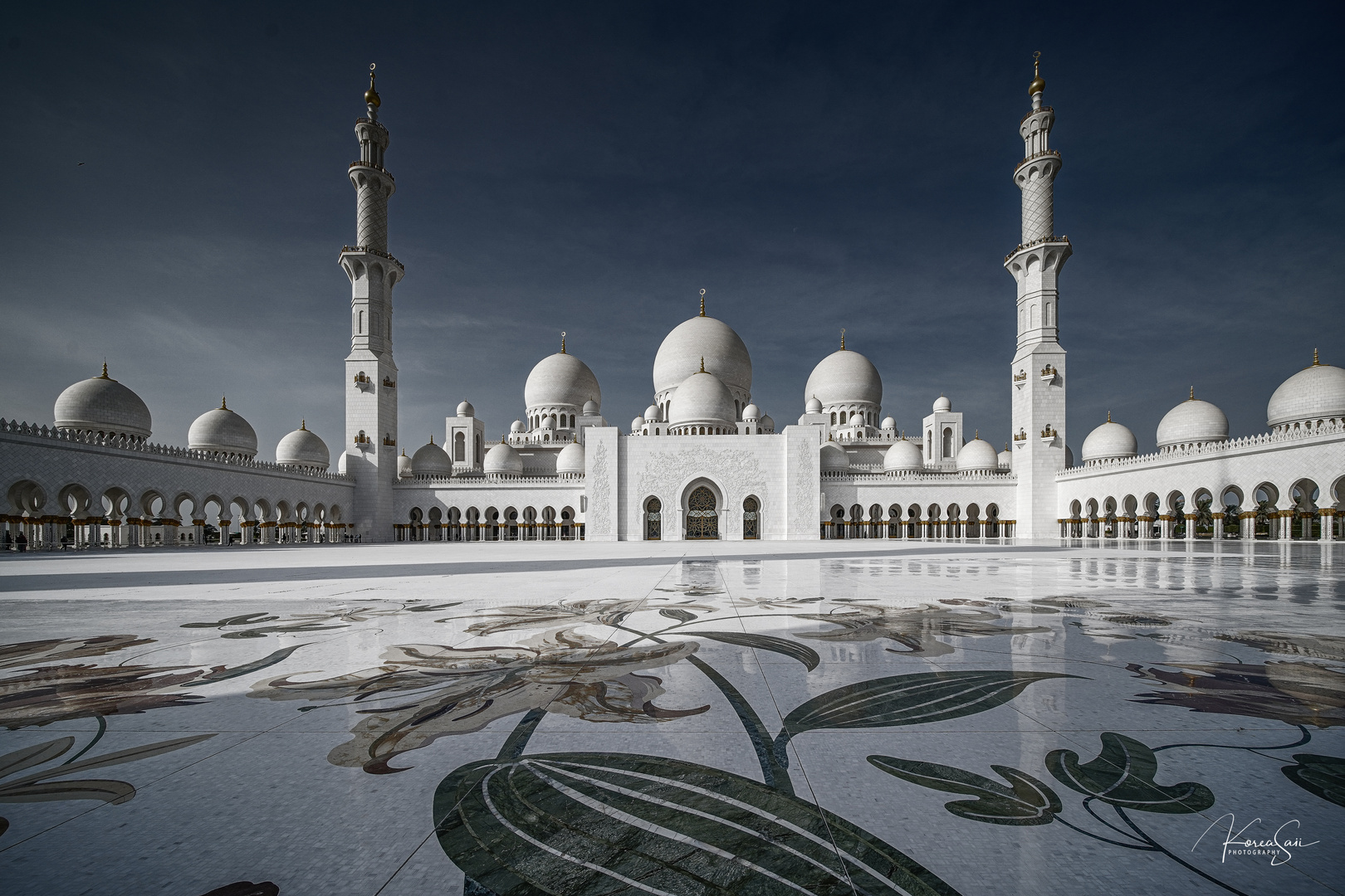 Abu Dhabi  -  Scheich-Zayid-Moschee