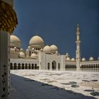 Abu Dhabi Sheikh Zayed Grand Mosque