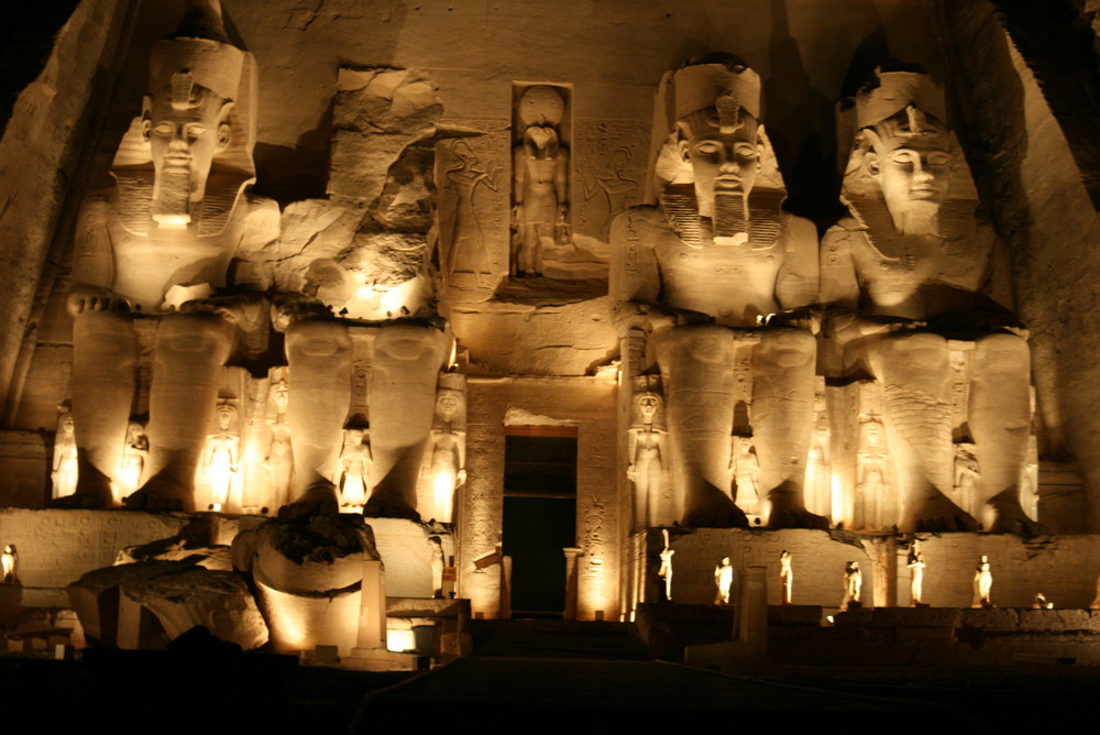 Abu Simbel .... von Harry Neumayer 