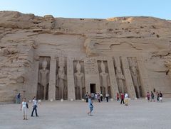 ...Abu Simbel - Hathor Tempel...