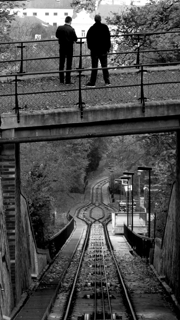 Abwärts mit der Prager Seilbahn