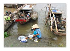 Abwasch am Mekong
